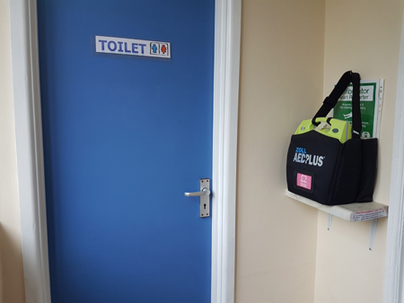Defibrillator